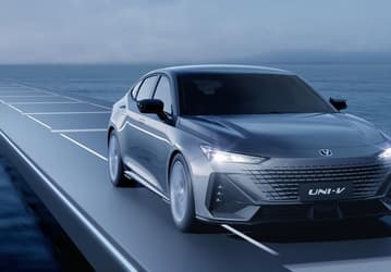К китайскому аналогу Skoda Octavia у россиян немало претензий. Названы недостатки лифтбэка Changan Uni-V
