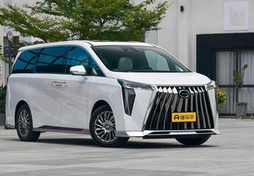 Аналог Toyota Alphard существенно подорожал в России. Минивэн GAC M8 прибавил больше 600 тыс. рублей