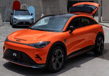 Новое детище Mercedes-Benz и Geely: представлен самый большой и мощный Smart в истории