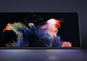 «Король, продажи которого в несколько раз превышают продажи конкурентов». Redmi K60 обошёл iPhone 14 и стал самым продаваемым смартфонов в Китае, по данным JD.com