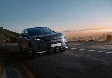 Это будет самый дешёвый кроссовер Lexus. Представлен новейший Lexus LBX