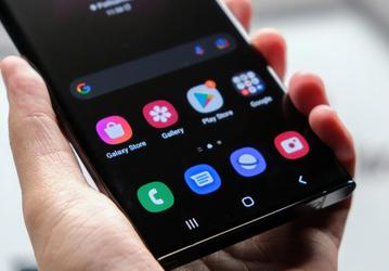 Galaxy S23 FE станет первым смартфоном с One UI 6 из коробки
