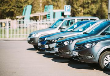 АвтоВАЗ может поменять названия всех моделей в России