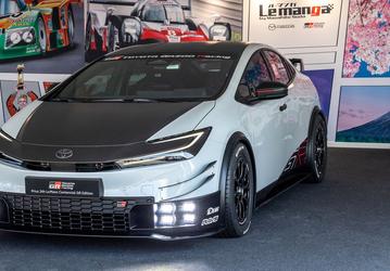 Представлен самый крутой хетчбэк Toyota Prius