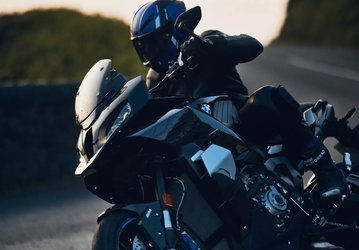 Представлен лёгкий и мощный мотоцикл BMW Motorrad M 1000 XR