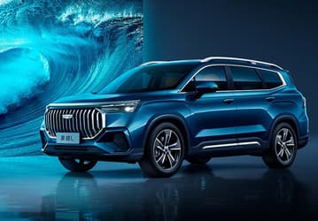 В России появился 7-местный кроссовер Geely Haoyue L 2023 с 2-литровым мотором Volvo. Он просторнее Atlas Pro, но и дороже