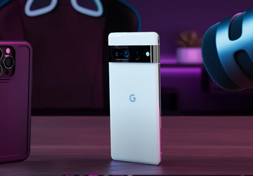 Google троллит Apple, унижая iPhone и превознося Pixel. Зрителям нравится