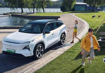 Совершенно новый кроссовер Geely Galaxy L7 поступил в продажу в Китае. 390 л.с., три экрана, 3-ступенчатая трансмиссия и 1300 км на одном баке — за 19,5 тыс. долларов