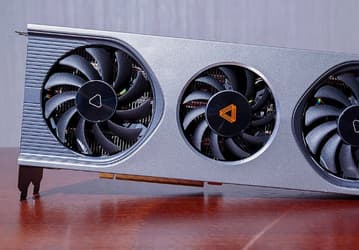 Китайская видеокарта с PCIe 5.0 и 16 ГБ GDDR6 не способна даже приблизиться к GeForce GTX 1050 Ti. Появились новые тесты Moore Threads MTT S80