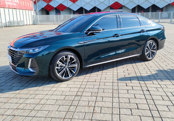 В Россию привезли замену Toyota Camry: сколько просят за Chery Arrizo 8?