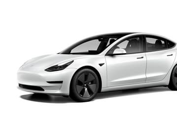 Tesla Model 3 в США теперь можно купить всего за 30 000 долларов