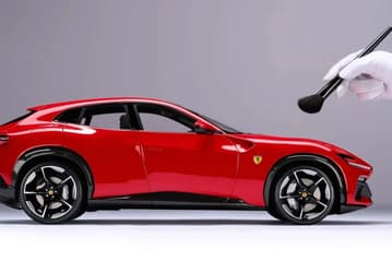 Кроссовер Ferrari Purosangue уменьшили в 8 раз и продают за 15 тыс. долларов. За эти деньги можно купить вполне себе полноразмерную Lada Vesta