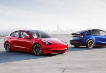 Таких дешевых Tesla Model 3 еще не было. Компания ввела большие скидки на Model 3 в США в преддверии выхода машины нового поколения