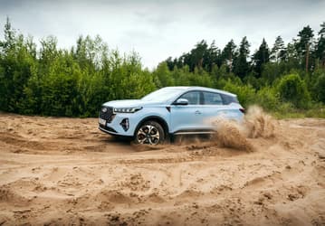 В России вышел полноприводный кроссовер Chery Tiggo 7 Pro Max со скидкой более 300 000 рублей для первых покупателей