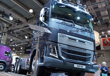 «Мы очень заинтересованы», — Белоруссия готова купить завод Volvo в Калуге и запустить производство