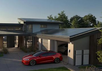 Tesla разрешила заряжать электромобили от Солнца, но есть много ограничений
