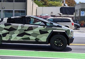 «Практически невидимый», — Илон Маск прокомментировал фото Tesla Cybertruck в камуфляже