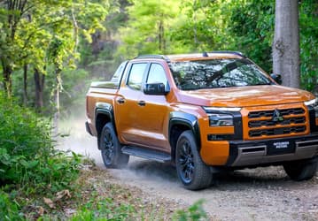 Представлен совершенно новый Mitsubishi L200. Пикап получил новую раму, мощный дизель и фирменный полный привод Super Select 4WD