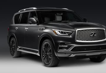 Больше Land Cruiser 300, но такой же именитый, надёжный и с мотором V8. Infiniti QX80 2023 появился в России
