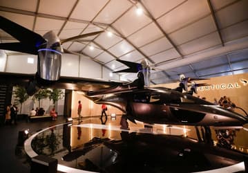 Электрическое аэротакси VX4 успешно совершило первый полёт