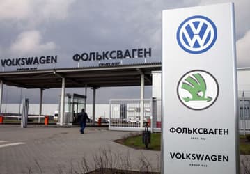 Перепрофилирование российского завода Volkswagen в мебельную фабрику опровергли. Но в AGR Automotive Group сообщили о «разного рода активностях» для сохранения рабочих мест