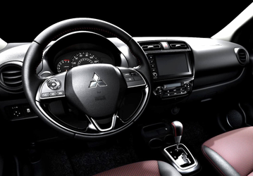В России начали продавать японскую замену Lada Vesta NG с автоматом и адаптивным круиз-контролем за 1,5 млн рублей — Mitsubishi Mirage