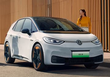 Хетчбэк Volkswagen ID. 3 резко подешевел на 3,2 тыс. долларов в Китае из-за конкуренции с местными производителями. В этой борьбе Volkswagen проигрывает