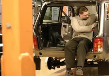 «Радостная» новость для работников АвтоВАЗа: им придётся собирать гораздо больше машин за то же время