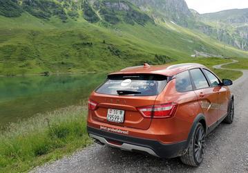 Швейцарцам дают опробовать Lada Vesta (и можно даже купить, но подержанную)