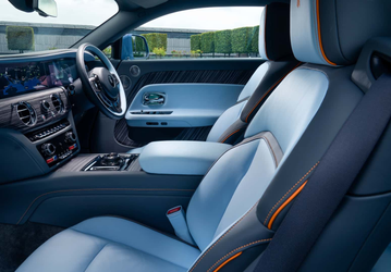 Представлены изготовленные на заказ Rolls-Royce Spectre и Ghost