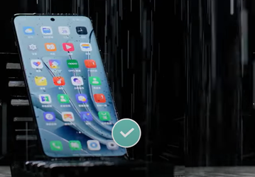 iPhone 14 Pro проиграл OnePlus Ace 2 Pro — благодаря уникальному экрану новинка OnePlus отлично работает под дождём