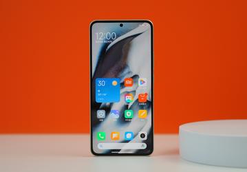 Топовый флагман дешевле $500: Redmi K60 Ultra показали вживую со всех сторон