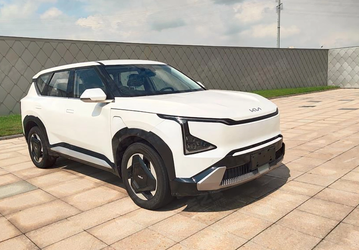 Совершенно новый автомобиль Kia показали прямо перед анонсом