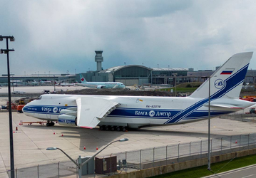Ситуацию с арестованным российским Ан-124 в Канаде предлагают урегулировать мирным путём