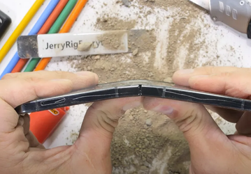 Совсем не хрупкая красота: раскладушка Samsung Galaxy Z Flip5 с честью прошла тест на выживание