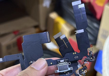iPhone 15 получит чип Retimer и Thunderbolt со скоростью до 40 Гбит/с. Новые детали всплыли на фото