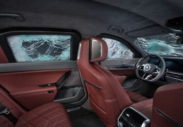 Представлены BMW i7 Protection и BMW 7 Series Protection, которые защитят от пуль, гранат и дронов-камикадзе