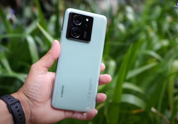 Это Xiaomi 13T. Раскрыты характеристики смартфона, продемонстрирован интерфейс, показаны примеры фото и видео