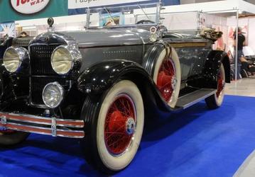 В России выставили на продажу уникальный Cadillac Dual Cowl Sport Phaeton. Ему почти 100 лет