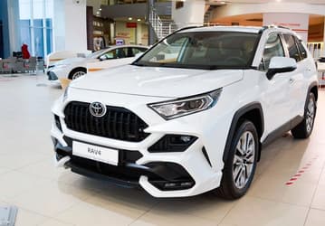 В России рухнули продажи Toyota, Hyundai, Kia, Mazda и Volkswagen. Счёт продаж идет на десятки, в лучшем случае на сотни машин