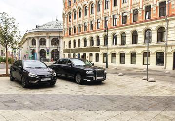 Так выглядит «будущий вазовский премиум»: новые фото Lada Aura, машину показали чиновникам