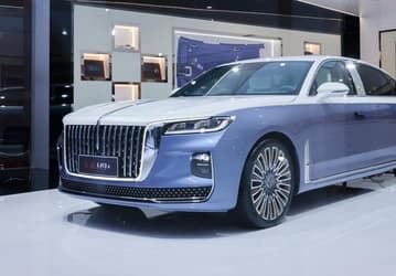 Pullman по-китайски. В продаже в России появился седан Hongqi H9+ длиной более 5,3 м, цена вполне демократичная