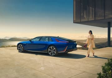 340 000 долларов за «Кадиллак». Cadillac Celestiq будет первым в мире полностью электрическим ультралюксовым седаном, но очень дорогим
