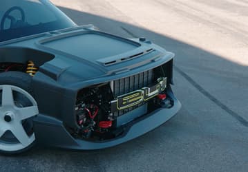 Audi за миллион долларов — без фар, дверей и передней панели. На тесты вывели дорогущую реплику Audi Sport Quattro