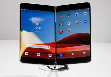 Уникальный смартфон-книжка Microsoft Surface Duo может выйти намного раньше, чем нам обещали