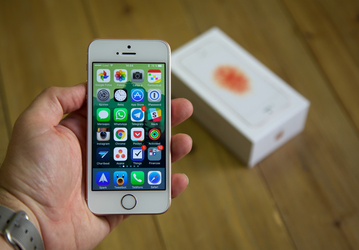 Конец доминирования семилетнего iPhone SE: какими устройствами Apple больше всего довольны пользователи