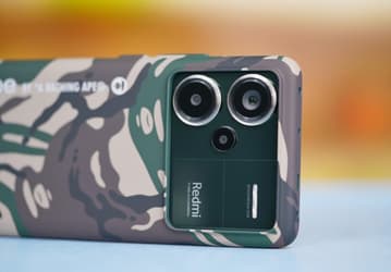Первый флагман Redmi с изогнутым экраном и IP68. Redmi Note 13 Pro+ AAPE показали со всех сторон