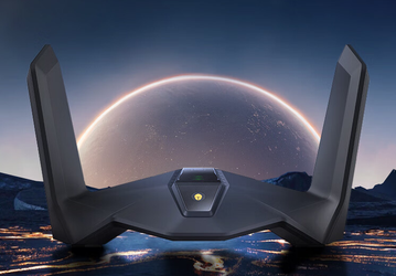 Представлен похожий на фантастический истребитель маршрутизатор Thor X4 AX6000
