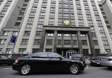 «Эти решения помогут развитию российского автопрома. А бюджетные средства останутся в стране», — Госдума пересаживается на российские автомобили