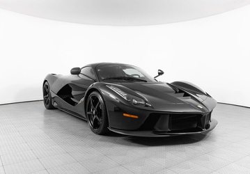 Самые дорогие автомобили на eBay: лидирует восьмилетний Ferrari LaFerrari